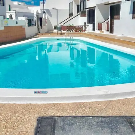 La Corona Puerto Del Carmen 公寓 *